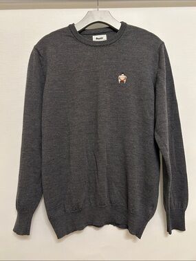 Brava FABRICS 100% Mulesing Free Merino Wool 
Charcoal Crewneck Sweater